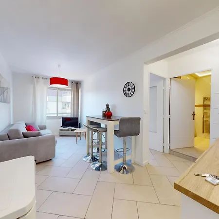President Favre - For 4 People Apartment